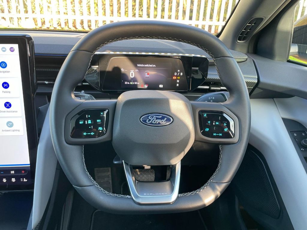 Used Ford Explorer 2024 for sale - 76918866: Photo 41