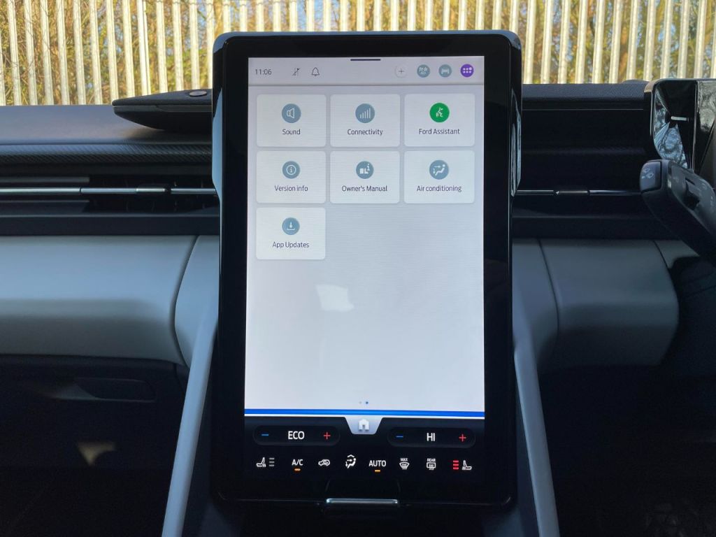 Used Ford Explorer 2024 for sale - 76918866: Photo 60