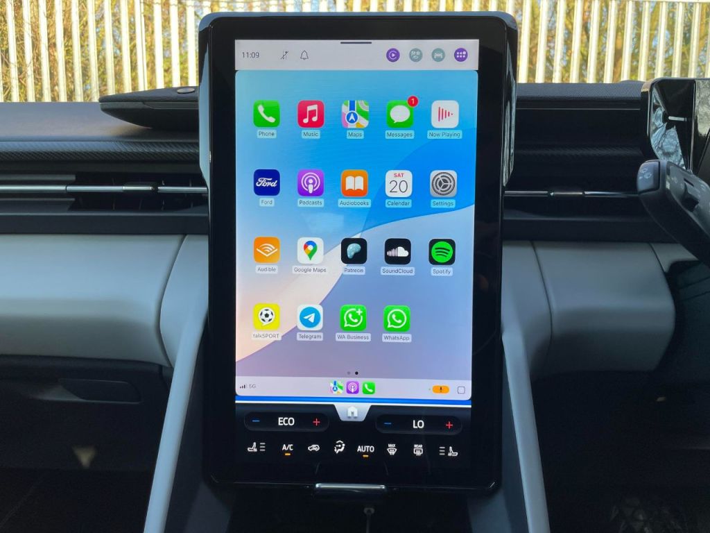 Used Ford Explorer 2024 for sale - 76918866: Photo 63