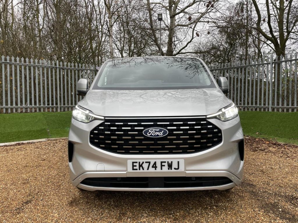 Used Ford Tourneo Custom 2024 for sale - 76891918: Photo 3