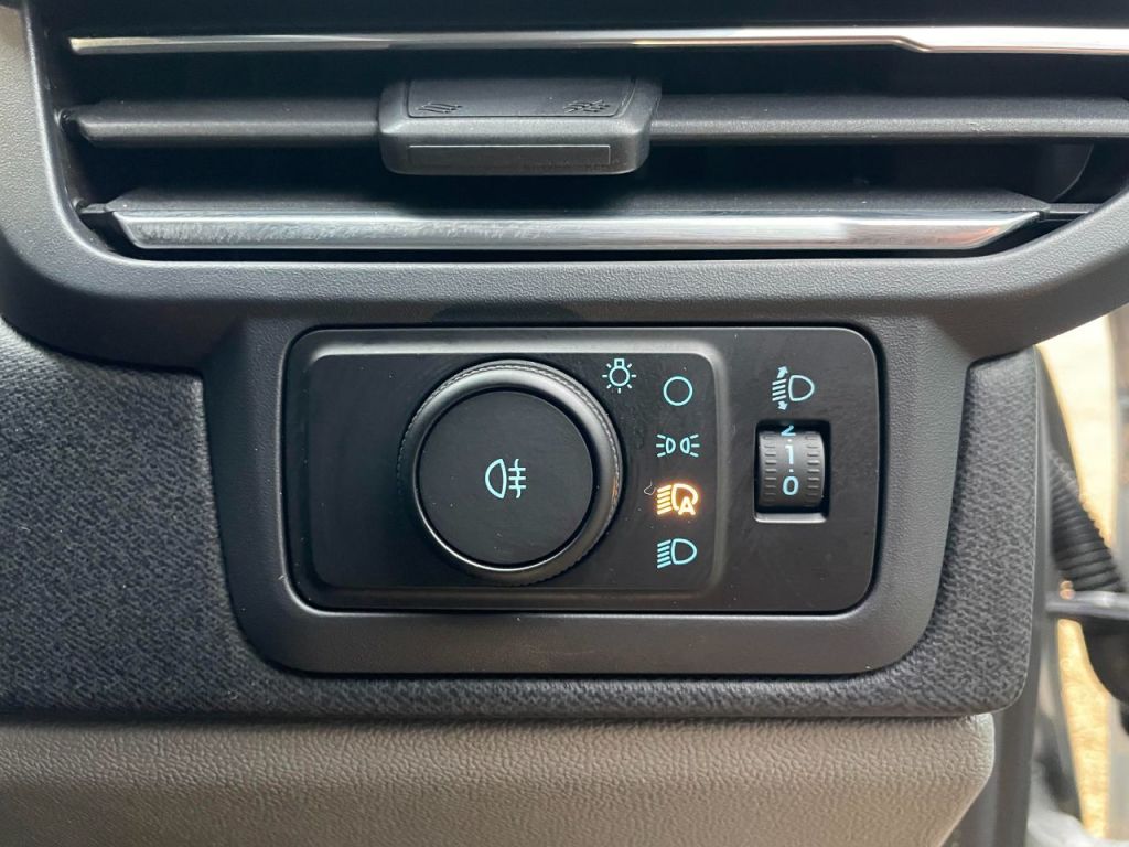 Used Ford Tourneo Custom 2024 for sale - 76891918: Photo 42