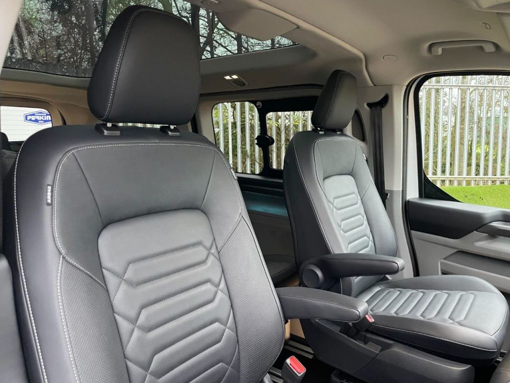 Used Ford Tourneo Custom 2024 for sale - 76891918: Photo 45