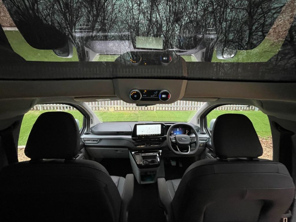 Used Ford Tourneo Custom 2024 for sale - 76891918: Photo 48