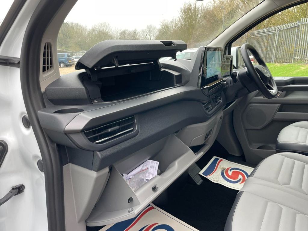 Used Ford Tourneo Custom 2025 for sale - 77774916: Photo 41