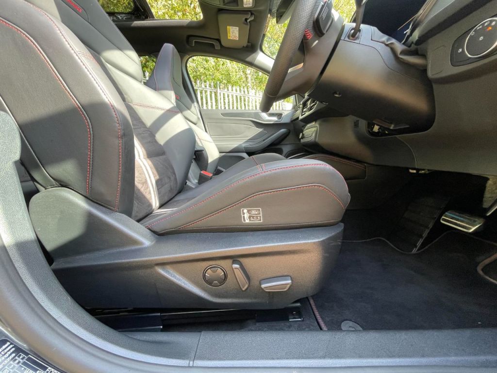 Used Ford Focus 2024 for sale - 76576761: Photo 32