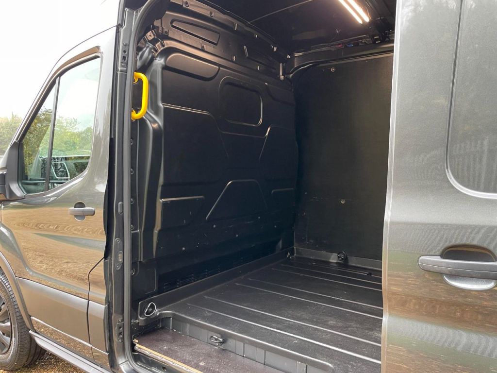 Used Ford Transit 2023 for sale - 76590648: Photo 31