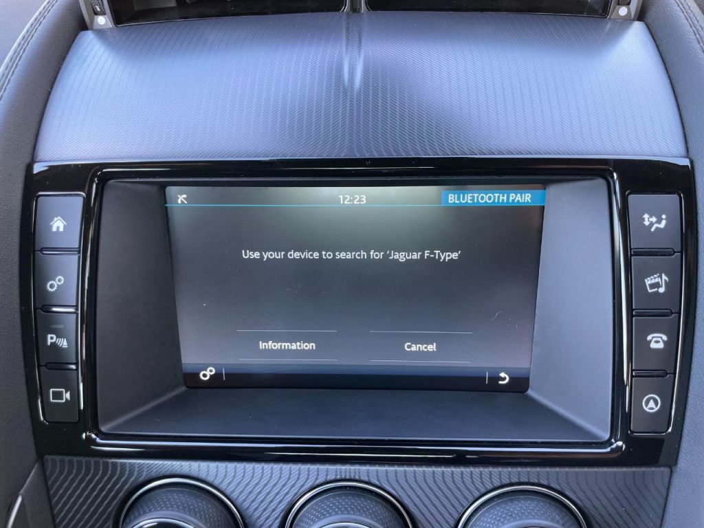 Used Jaguar F-Type 2017 for sale - 77211657: Photo 42