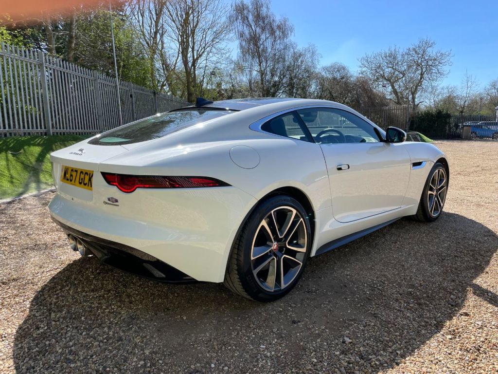 Used Jaguar F-Type 2017 for sale - 77211657: Photo 5