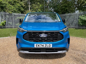 Used Ford Tourneo Custom 2024 for sale - 78569237: Photo