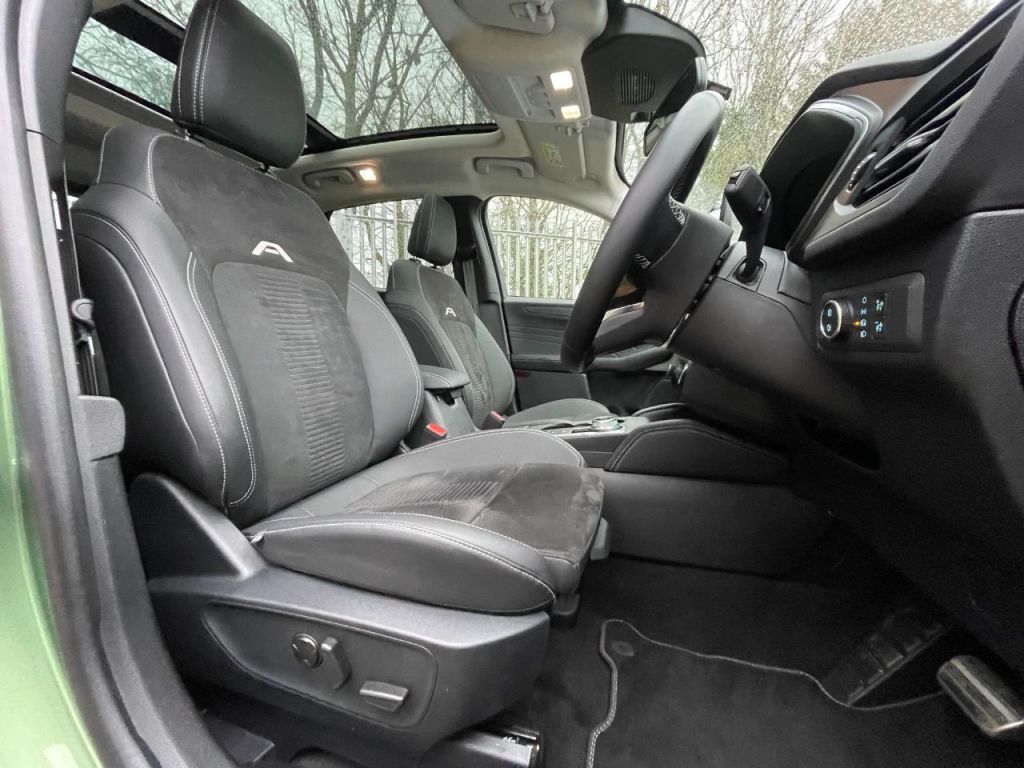 Used Ford Kuga 2024 for sale - 77301531: Photo 29