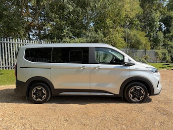 Used Ford Tourneo Custom 2025 for sale - 79538351: Photo