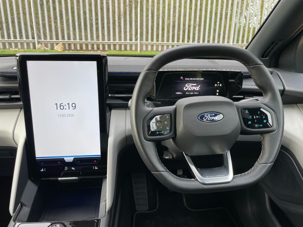 Used Ford Explorer 2025 for sale - 77878744: Photo 36