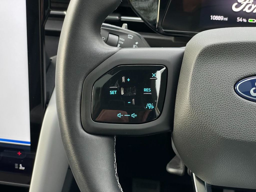 Used Ford Explorer 2025 for sale - 77878744: Photo 38