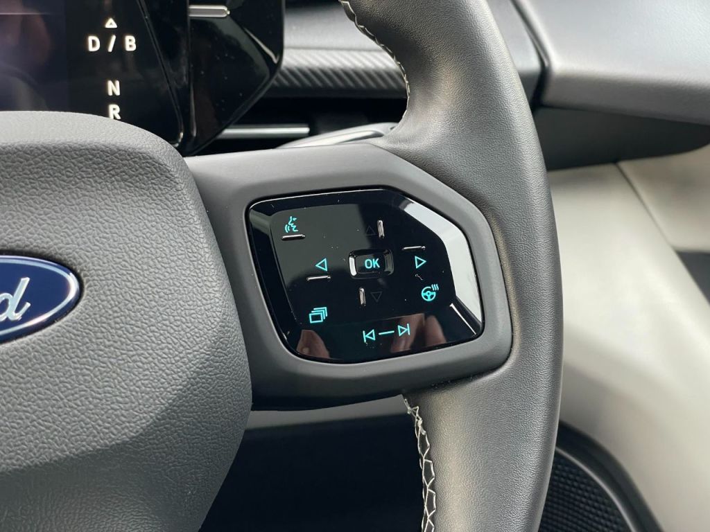 Used Ford Explorer 2025 for sale - 77878744: Photo 39