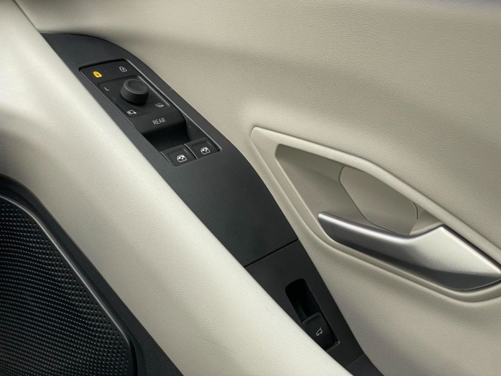 Used Ford Explorer 2025 for sale - 77878744: Photo 40