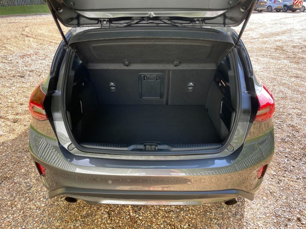 Used Ford Focus 2024 for sale - 77845100: Photo 17