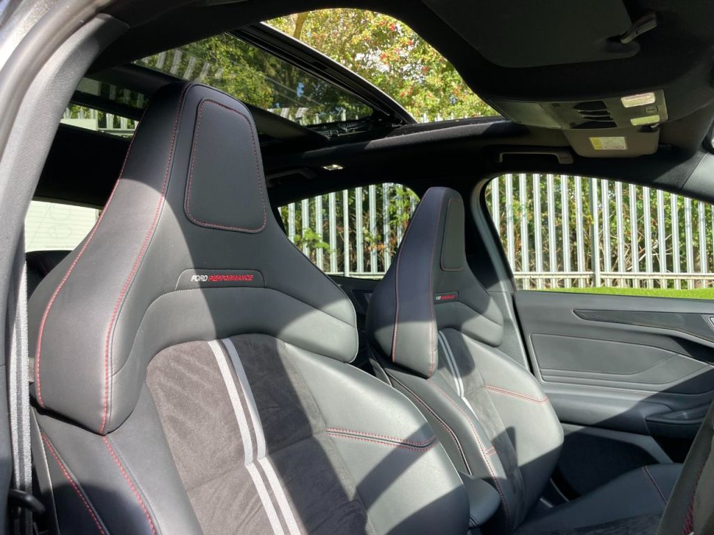 Used Ford Focus 2024 for sale - 77845100: Photo 32