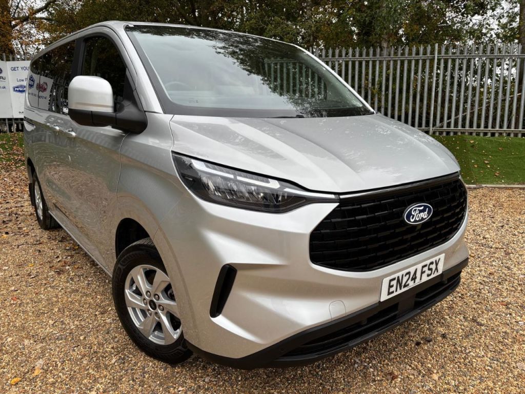 Used Ford Tourneo Custom 2024 for sale - 76576772: Photo 1