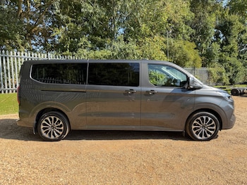 Used Ford Tourneo Custom 2025 for sale - 79538343: Photo