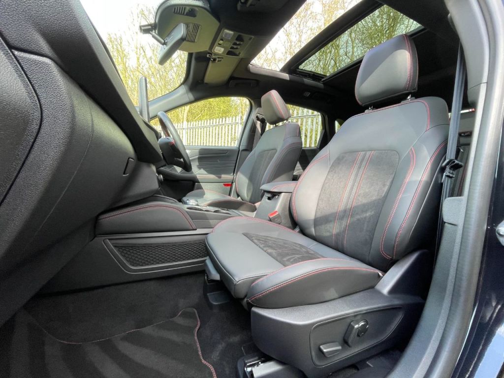 Used Ford Kuga 2025 for sale - 77836238: Photo 37