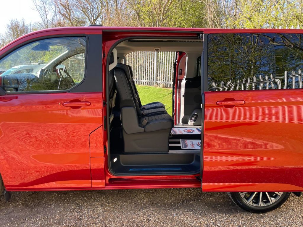 Used Ford Tourneo Custom 2024 for sale - 77983946: Photo 13