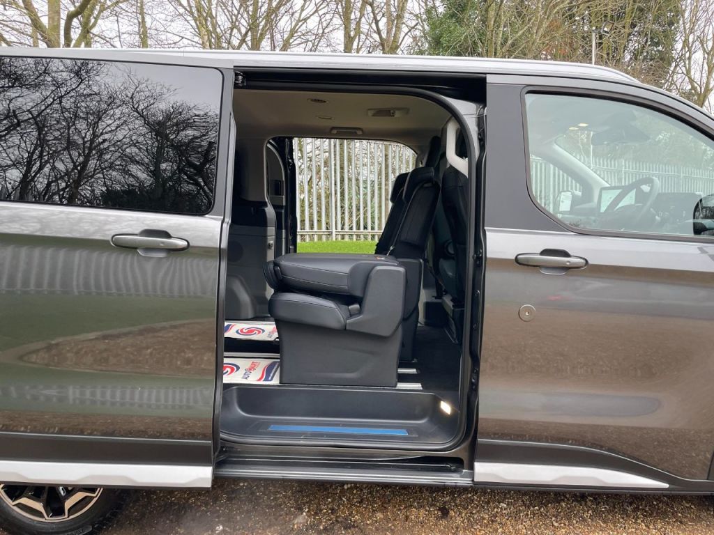 Used Ford Tourneo Custom 2025 for sale - 78095699: Photo 24