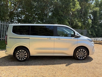 Used Ford Tourneo Custom 2024 for sale - 78995842: Photo
