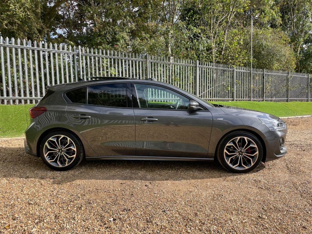 Used Ford Focus 2024 for sale - 76576776: Photo 5