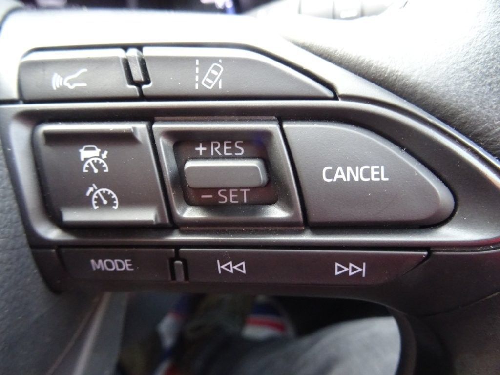 Used Toyota Yaris Cross 2023 for sale - 77033177: Photo 36