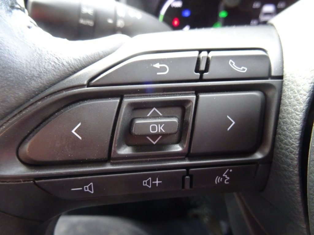 Used Toyota Yaris Cross 2023 for sale - 77033177: Photo 37