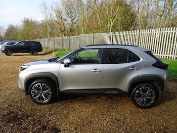 Used Toyota Yaris Cross 2023 for sale - 77033177: Photo