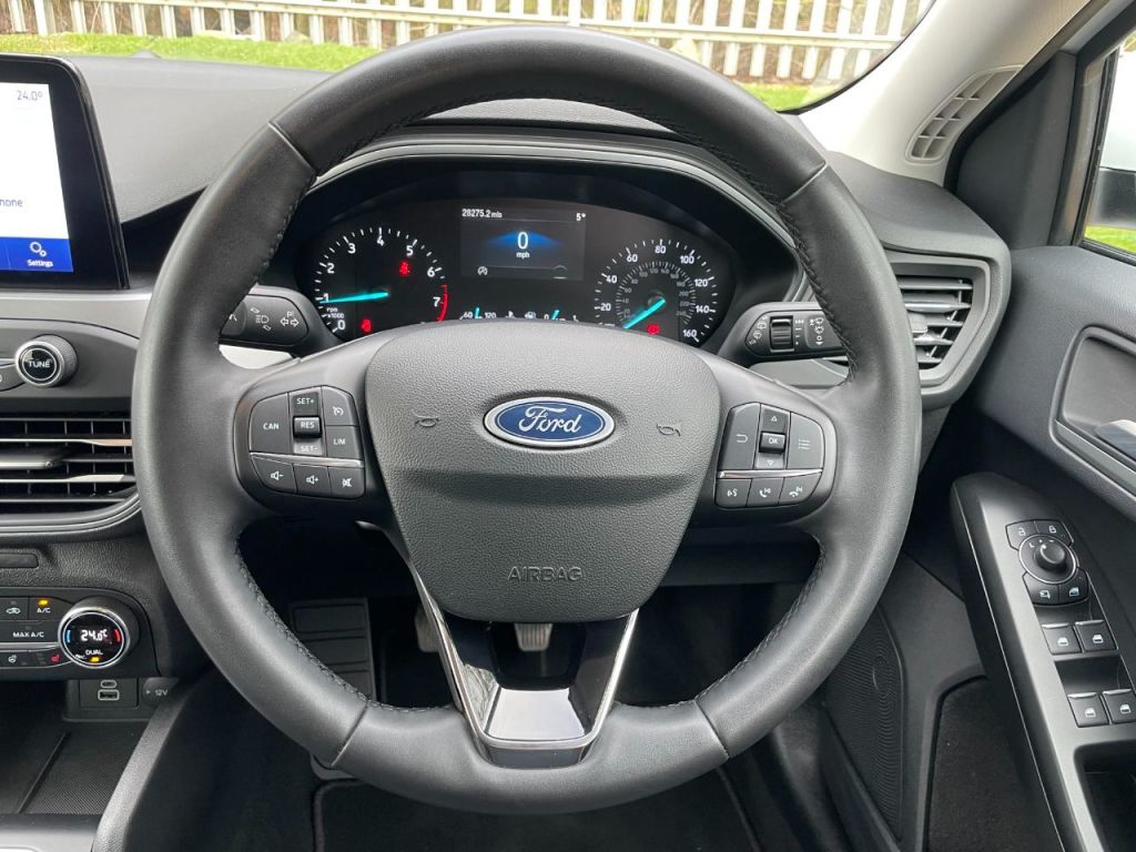 Used Ford Focus 2022 for sale - 77355003: Photo 30