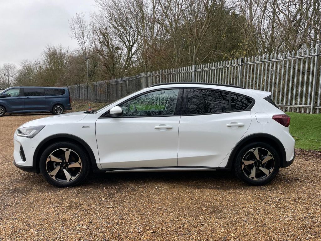 Used Ford Focus 2022 for sale - 77355003: Photo 8