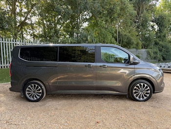 Used Ford Tourneo Custom 2025 for sale - 79307663: Photo