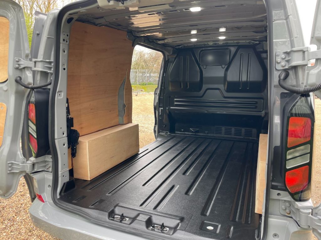 Used Ford Transit Custom 2024 for sale - 78002256: Photo 18