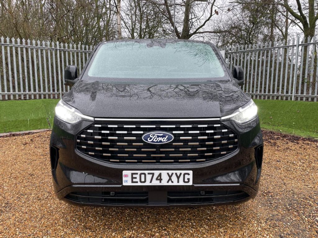 Used Ford Tourneo Custom 2024 for sale - 77161311: Photo 2