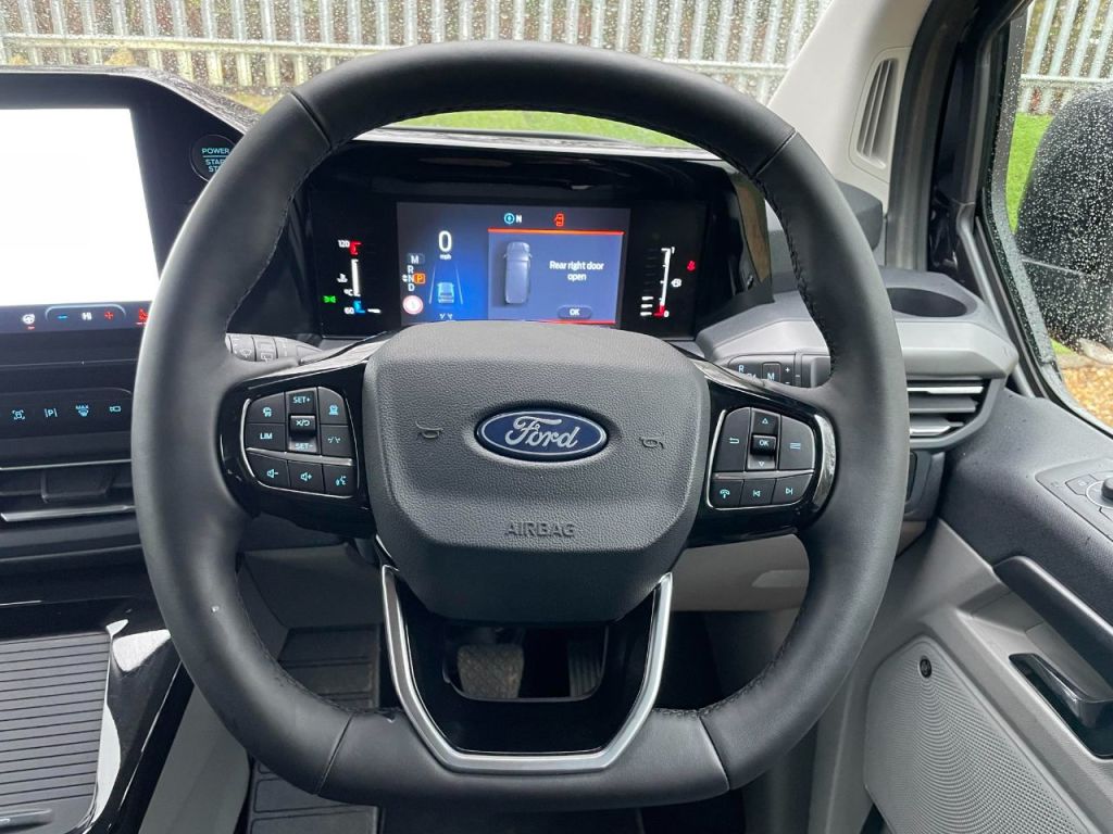 Used Ford Tourneo Custom 2024 for sale - 77161311: Photo 43