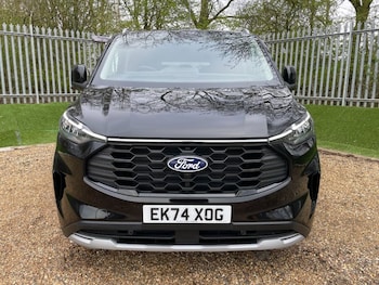 Used Ford Tourneo Custom 2024 for sale - 77836203: Photo