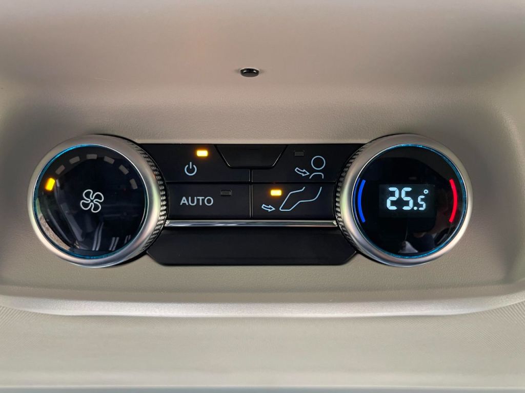 Used Ford Tourneo Custom 2024 for sale - 77836203: Photo 34