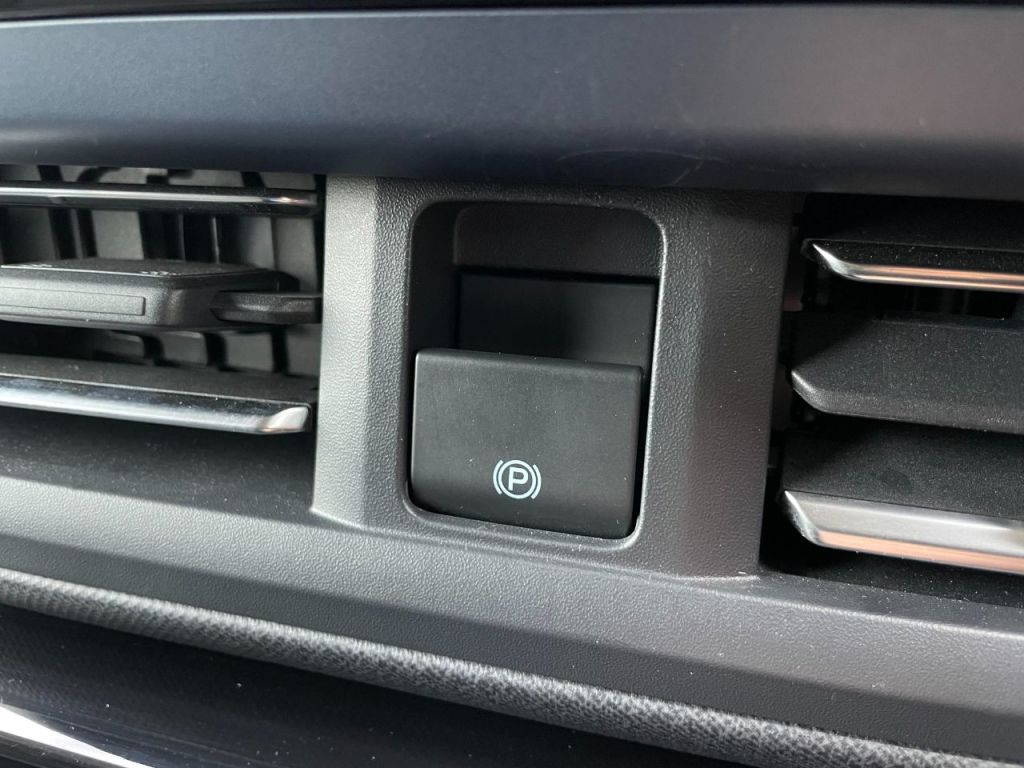 Used Ford Tourneo Custom 2024 for sale - 77836203: Photo 58