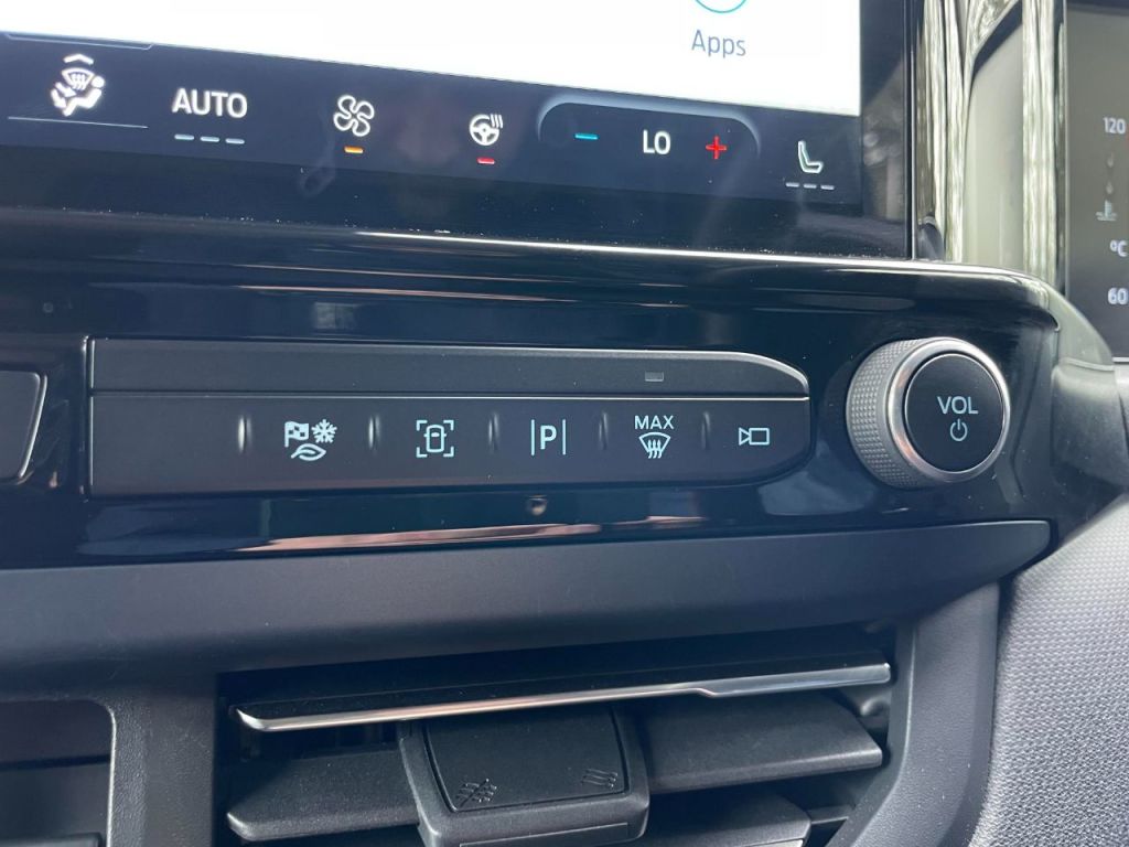 Used Ford Tourneo Custom 2024 for sale - 77836203: Photo 60