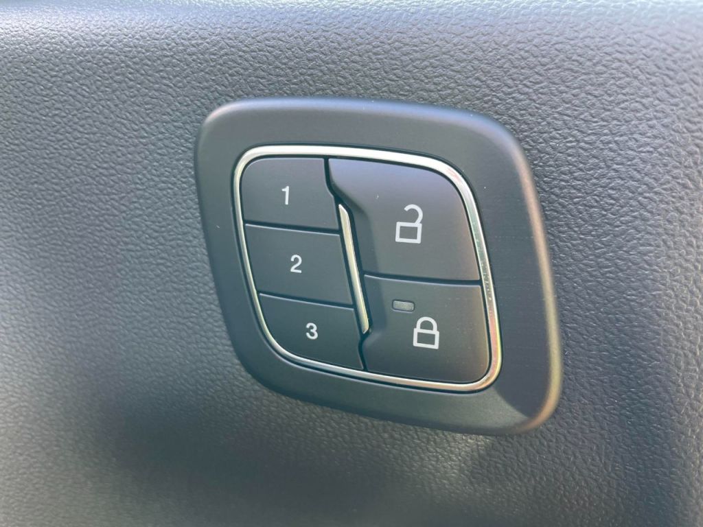 Used Ford Kuga 2025 for sale - 77301556: Photo 35