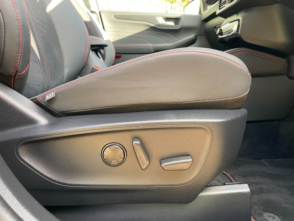 Used Ford Kuga 2025 for sale - 77836246: Photo 35