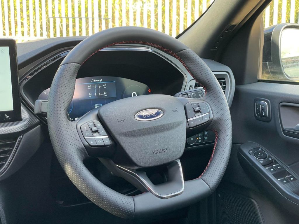Used Ford Kuga 2025 for sale - 77836246: Photo 41