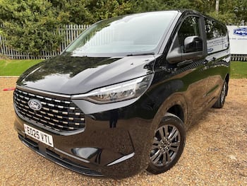 Used Ford Tourneo Custom 2025 for sale - 79672871: Photo