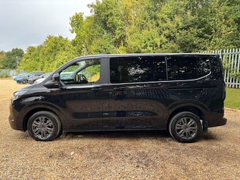 Used Ford Tourneo Custom 2025 for sale - 79672871: Photo
