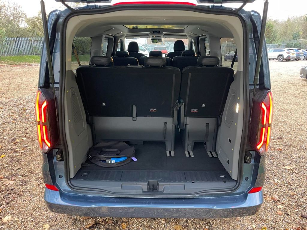 Used Ford Tourneo Custom 2025 for sale - 76616933: Photo 18