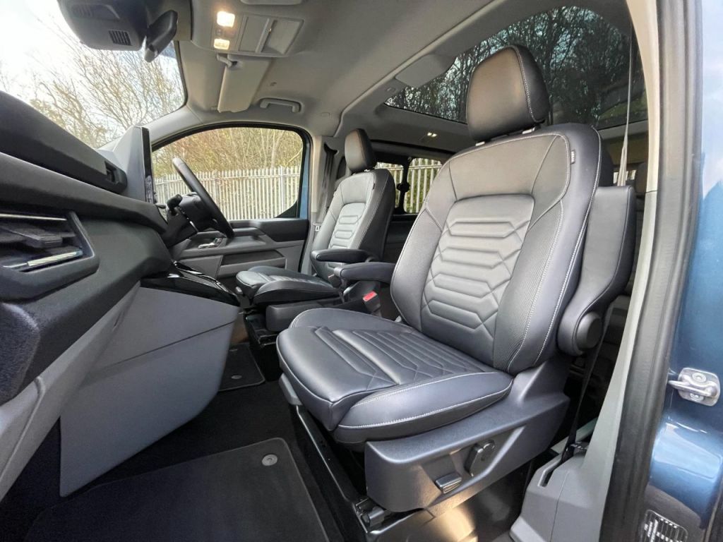 Used Ford Tourneo Custom 2025 for sale - 76616933: Photo 21