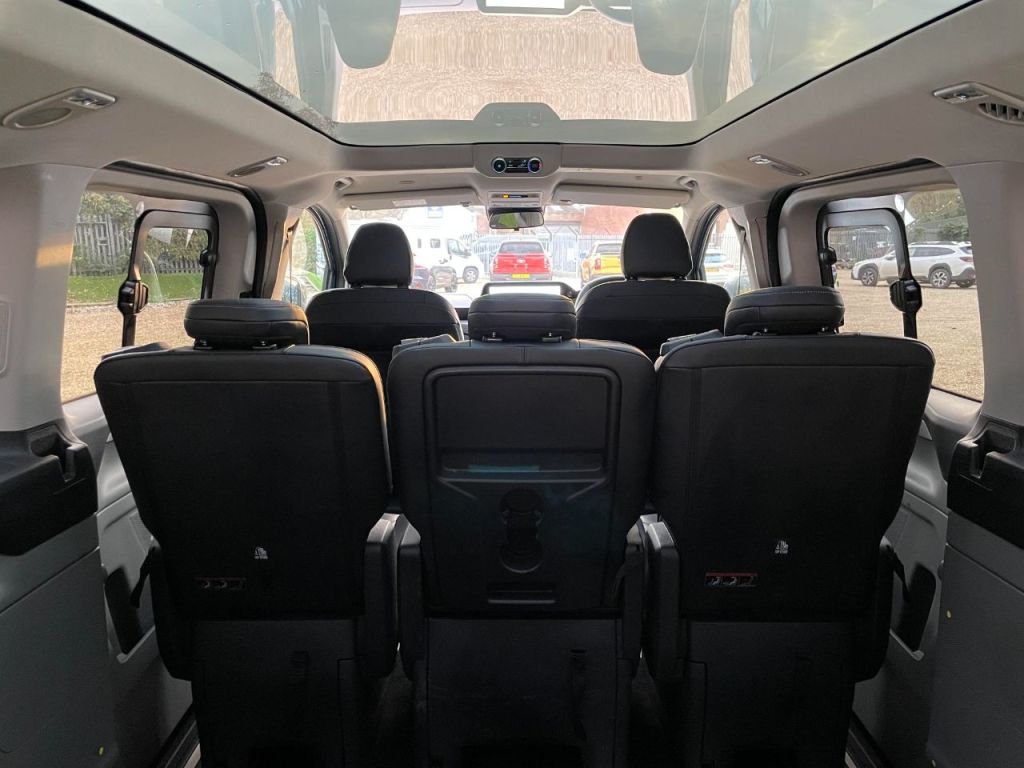 Used Ford Tourneo Custom 2025 for sale - 76616933: Photo 30