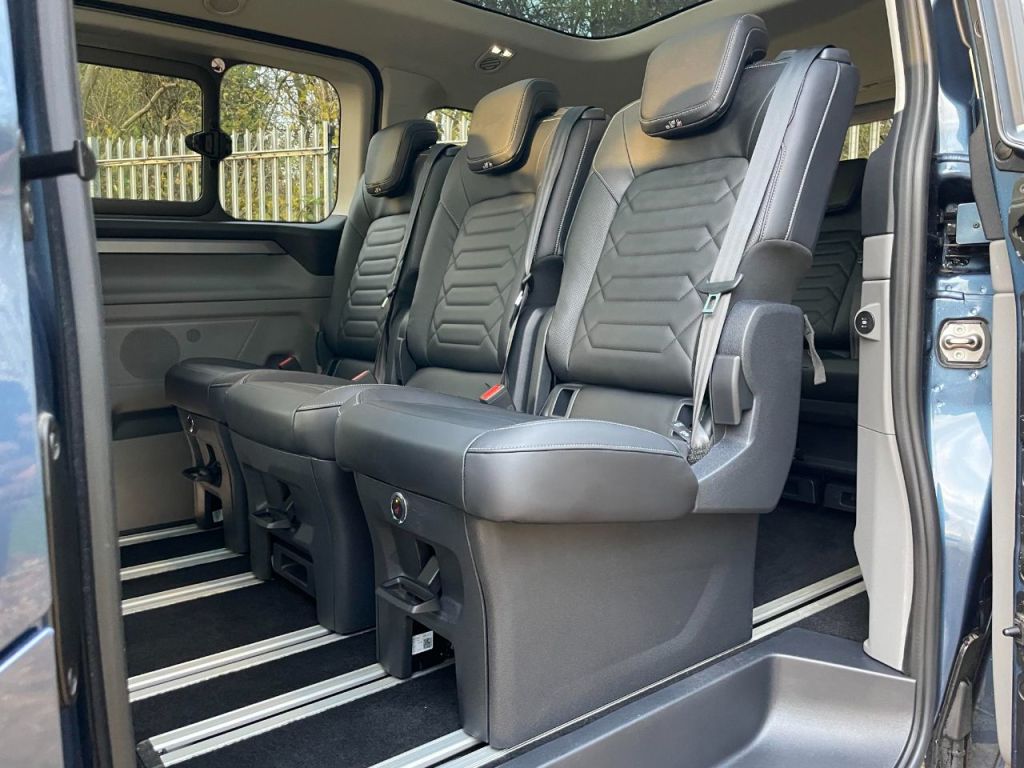 Used Ford Tourneo Custom 2025 for sale - 76616933: Photo 38